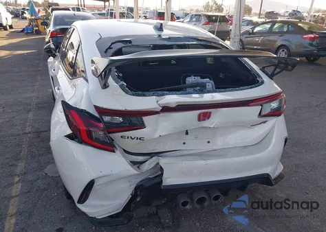 2024 Honda Civic Type R z USA, uszkodzony, nr VIN JHMFL5G40RX003006